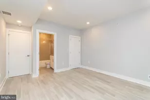 812 N Uber St, Philadelphia, PA 19130 - Photo 9