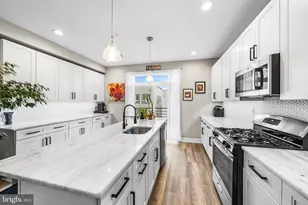 4736 Sheldon St, Philadelphia, PA 19127 - Photo 9