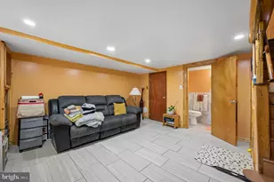 517 Parnell Pl, Philadelphia, PA 19144 - Photo 21