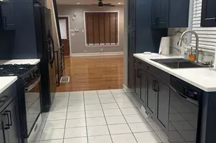 2417 S Rosewood St, Philadelphia, PA 19145 - Photo 9