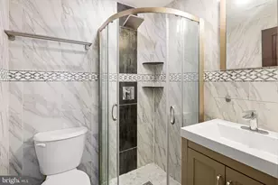 126 Tasker St, Philadelphia, PA 19148 - Photo 27
