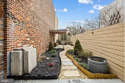 126 Tasker Street, Philadelphia, PA 19148 - Photo 13