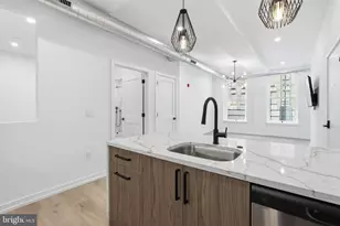 203 S 13th St, Philadelphia, PA 19107 - Photo 5