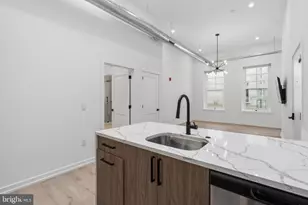 203 S 13th St, Philadelphia, PA 19107 - Photo 5