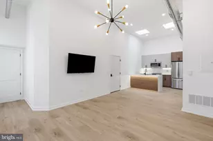 203 S 13th St, Philadelphia, PA 19107 - Photo 9