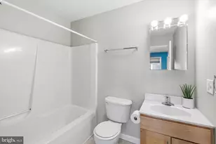 403 Olive St, Philadelphia, PA 19123 - Photo 17