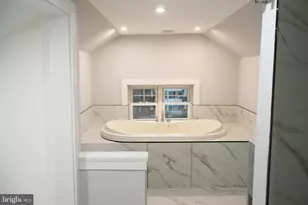 730 Kenilworth Ave, Philadelphia, PA 19126 - Photo 33