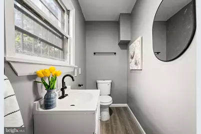 2427 N Hollywood Street, Philadelphia, PA 19132 - Photo 9