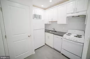 1927 Spruce St, Philadelphia, PA 19103 - Photo 13