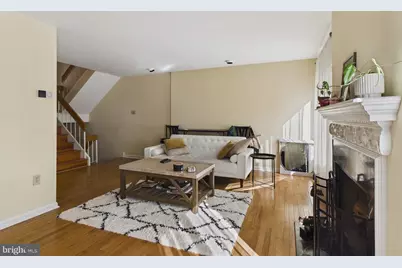 2036 Appletree Street, Philadelphia, PA 19103 - Photo 13