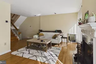 2036 Appletree St, Philadelphia, PA 19103 - Photo 13