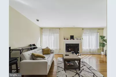 2036 Appletree Street, Philadelphia, PA 19103 - Photo 11