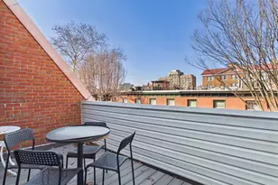 2036 Appletree St, Philadelphia, PA 19103 - Photo 31