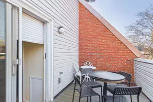 2036 Appletree St, Philadelphia, PA 19103 - Photo 29