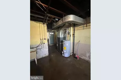 2056 Robbins Ave, Philadelphia, PA 19149 - Photo 7