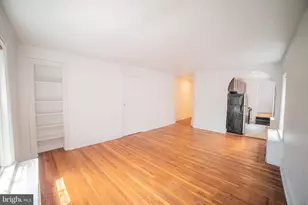 2008 Spruce St, Philadelphia, PA 19103 - Photo 3