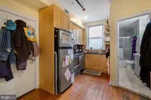 1341 Lombard St, Philadelphia, PA 19147 - Photo 5