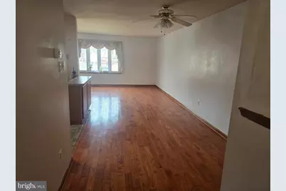 524 Longshore Avenue, Philadelphia, PA 19111 - Photo 9