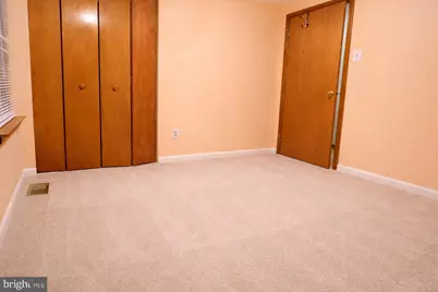 524 Longshore Avenue, Philadelphia, PA 19111 - Photo 17