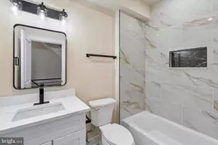 2625 Wilder St, Philadelphia, PA 19146 - Photo 11