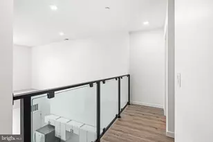 915 N Broad St, Philadelphia, PA 19123 - Photo 3