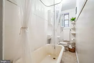 711 Corinthian Ave, Philadelphia, PA 19130 - Photo 11