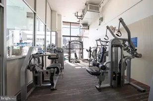 2401 Pennsylvania Ave, Philadelphia, PA 19130 - Photo 17