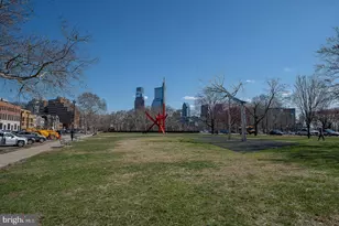 2401 Pennsylvania Ave, Philadelphia, PA 19130 - Photo 23