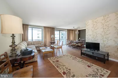 2401 Pennsylvania Avenue #14A10, Philadelphia, PA 19130 - Photo 9