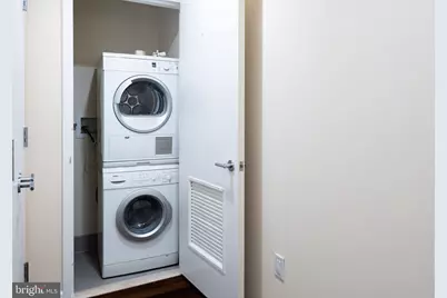 1425 Locust Street #9C, Philadelphia, PA 19102 - Photo 11