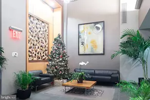 1425 Locust St, Philadelphia, PA 19102 - Photo 43