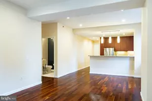 1425 Locust St, Philadelphia, PA 19102 - Photo 3