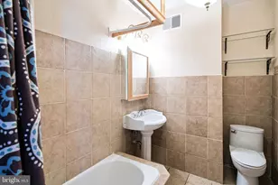 903 Clinton St, Philadelphia, PA 19107 - Photo 17