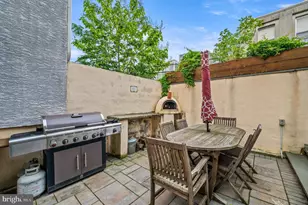 1520 S Dorrance St, Philadelphia, PA 19146 - Photo 25