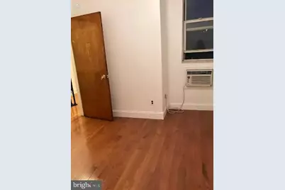 2215 S 9th Street, Philadelphia, PA 19148 - Photo 5