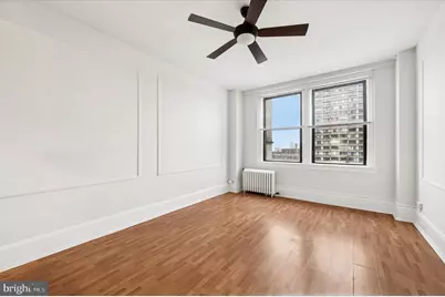 1324 Locust Street #1121, Philadelphia, PA 19107 - Photo 3