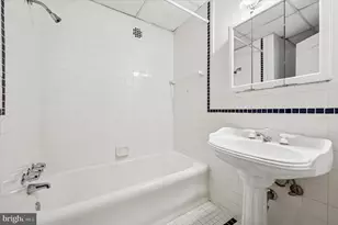 1324 Locust St, Philadelphia, PA 19107 - Photo 7