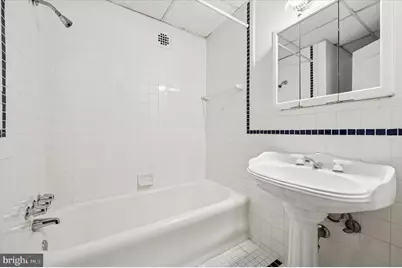 1324 Locust Street #1121, Philadelphia, PA 19107 - Photo 7