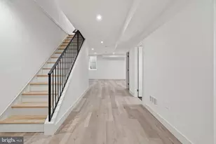 207A Vine St, Philadelphia, PA 19106 - Photo 49