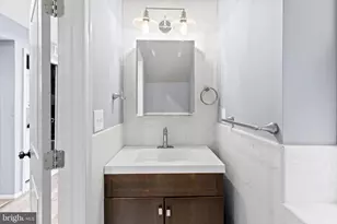 418 S 15th St, Philadelphia, PA 19146 - Photo 13