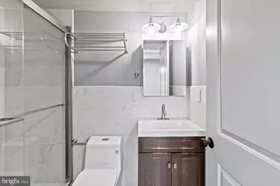 418 S 15th Street #2R, Philadelphia, PA 19146 - Photo 23