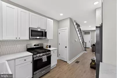 2518 S American Street, Philadelphia, PA 19148 - Photo 11