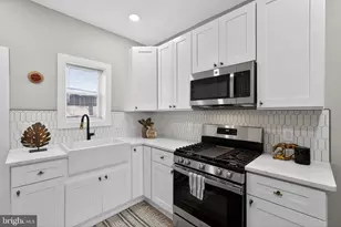 2518 S American St, Philadelphia, PA 19148 - Photo 9