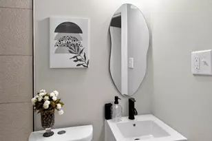 2518 S American St, Philadelphia, PA 19148 - Photo 17