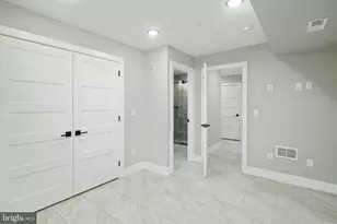 411 W Hewson St, Philadelphia, PA 19122 - Photo 17