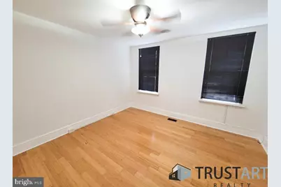 2444 S Fairhill Street, Philadelphia, PA 19148 - Photo 11