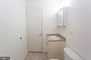 526 Spruce St, Philadelphia, PA 19106 - Photo 17