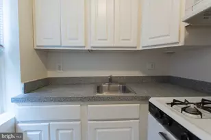 526 Spruce St, Philadelphia, PA 19106 - Photo 11