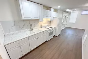 910 N 41st St, Philadelphia, PA 19104 - Photo 1