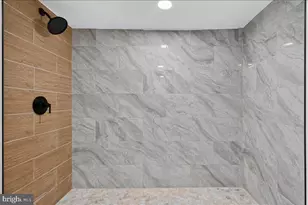 6737 N Smedley St, Philadelphia, PA 19126 - Photo 27